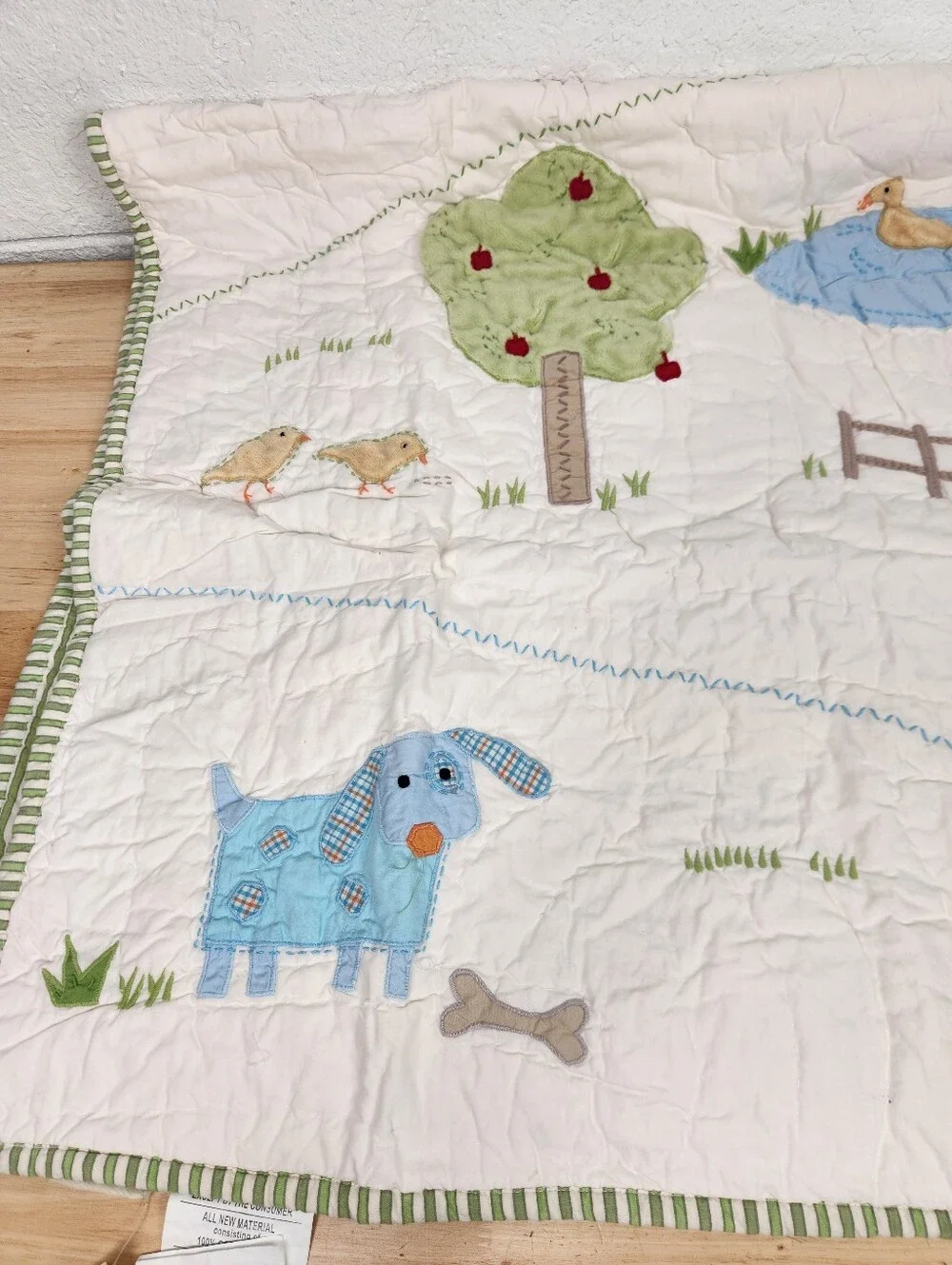 Pottery Barn Kids Farmyard Friends Crib/ Toddler Quilt 50x36 NOS Animals *Flaw*